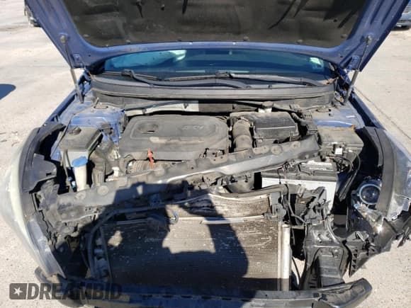 ✅ 2016 Hyundai Sonata SE • VIN: 5NPE24AF8GH388120 • Lot: 68263162. Listed on Copart with 189,690 mi. Free auction sales archive from the USA and detailed vehicle history report at DreamBid. Image 11.