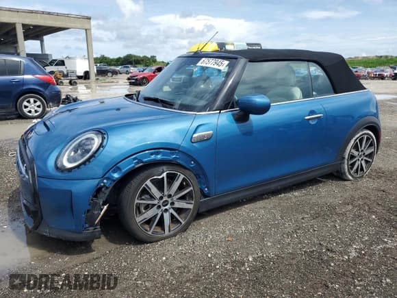 ✅ 2024 MINI Convertible Cooper S • VIN: WMW43DL09R3R44321 • Лот: 67577945. Опубликован ранее на Copart с пробегом 24 533 миль. Бесплатный доступ к архиву аукционных продаж из США и подробный отчёт об истории автомобиля на DreamBid. Изображение 1.