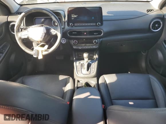 ✅ 2022 Hyundai Kona Limited • VIN: KM8K53A37NU819524 • Лот: 87104535. Опубликован ранее на Copart с пробегом 70 149 миль. Бесплатный доступ к архиву аукционных продаж из США и подробный отчёт об истории автомобиля на DreamBid. Изображение 8.