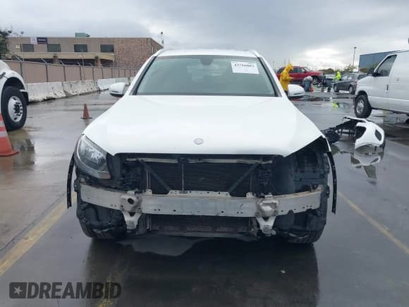 ✅ 2017 Mercedes-Benz GLC 300 • VIN: WDC0G4JBXHF198091 • Лот: 43716003. Опубликован ранее на IAAI с пробегом 102 813 миль. Бесплатный доступ к архиву аукционных продаж из США и подробный отчёт об истории автомобиля на DreamBid. Изображение 13.