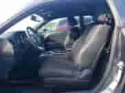 2014 Dodge Challenger SXT z VIN 2C3CDYAG4EH313829, wystawiony jako Copart lot #68274174 z przebiegiem Nie podano mil oraz Szkoda całkowita • Salvage title. Historia ofert i sprzedaży dostępna na DreamBid. Obrazek 7.