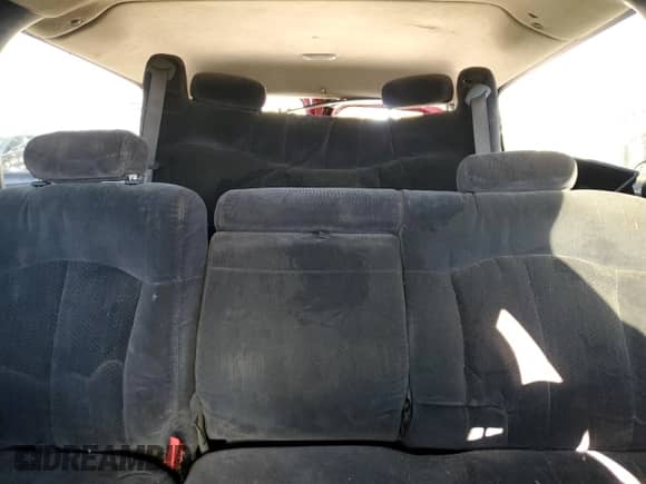 2002 Chevrolet Suburban LS с VIN 1GNFK16Z72J128451, выставлен на аукционе Copart как лот 71586014 с пробегом 211 193 миль миль и Списание • Salvage title. История ставок и продаж доступна на DreamBid. Изображение 10.