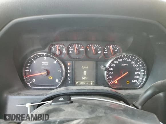 ✅ 2017 Chevrolet Silverado 2500HD Work Truck • VIN: 1GC0CUEG5HZ371196 • Lot: 83695604. Wystawiony na Copart z przebiegiem 403 741 mil. Bezpłatny archiwum sprzedaży aukcyjnych z USA i szczegółowy raport historii pojazdu na DreamBid. Zdjęcie 9.