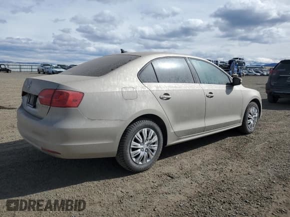 ✅ 2013 Volkswagen Jetta SE • VIN: 3VWDX7AJ2DM254273 • Lot: 49762265. Wystawiony na Copart z przebiegiem 135 012 mil. Bezpłatny archiwum sprzedaży aukcyjnych z USA i szczegółowy raport historii pojazdu na DreamBid. Zdjęcie 3.