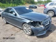 ✅ 2016 Mercedes-Benz C 300 Luxury • VIN: 55SWF4KB3GU105222 • Lot: 43039303. Wystawiony na IAAI z przebiegiem 172 004 mil. Bezpłatny archiwum sprzedaży aukcyjnych z USA i szczegółowy raport historii pojazdu na DreamBid. Zdjęcie 1.
