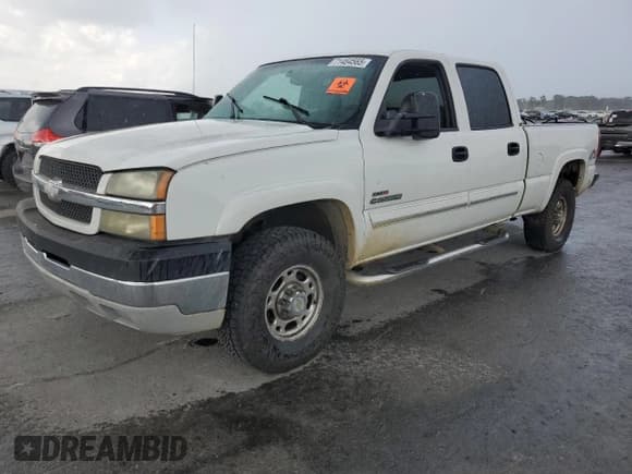 ✅ 2003 Chevrolet Silverado 2500HD LS • VIN: 1GCHK23113F183942 • Lot: 71464565. Listed on Copart with 250,336 mi. Free auction sales archive from the USA and detailed vehicle history report at DreamBid. Image 1.