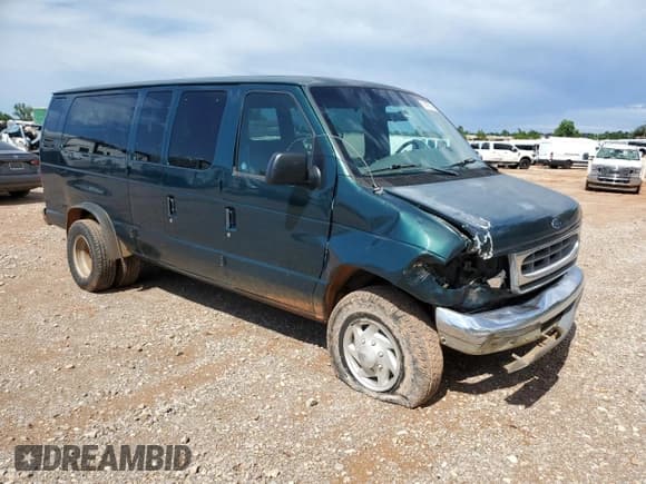 ✅ 2000 Ford Econoline Passenger XL • VIN: 1FBSS31L5YHA98957 • Lot: 56466624. Listed on Copart with 102,350 mi. Free auction sales archive from the USA and detailed vehicle history report at DreamBid. Image 4.