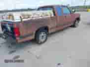 1993 Dodge Dakota z VIN 1B7FL23X3PS233536, wystawiony jako IAAI lot #43363640 z przebiegiem 190 414 mil mil oraz . Historia ofert i sprzedaży dostępna na DreamBid. Obrazek 4.