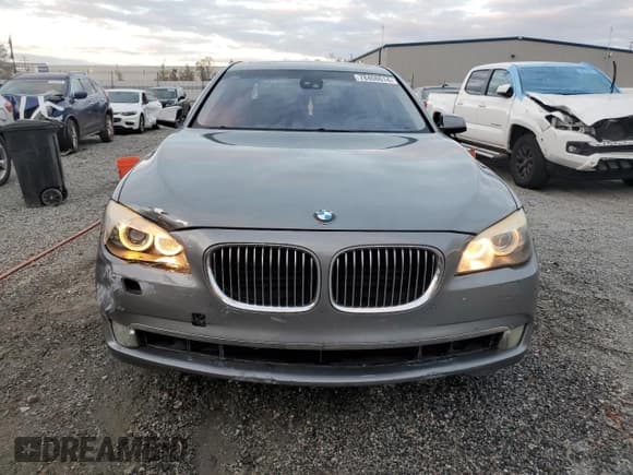 ✅ 2009 BMW 7 Series 750Li • VIN: WBAKB83519CY61012 • Lot: 78408614. Listed on Copart with 151,277 mi. Free auction sales archive from the USA and detailed vehicle history report at DreamBid. Image 5.