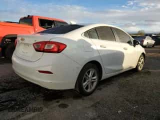 2017 Chevrolet Cruze LT with VIN 3G1BE5SM2HS504389, listed as a Copart auction lot 86283375 with 288,162 mi miles and Clean title. Bid and sale history available at DreamBid. Image 3.