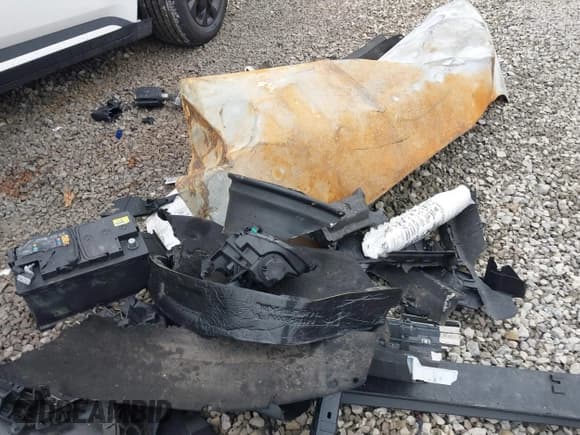 ✅ 2024 Kia Carnival SX Prestige • VIN: KNDNE5H3XR6432575 • Лот: 41377251. Опубликован ранее на IAAI с пробегом 6 012 миль. Бесплатный доступ к архиву аукционных продаж из США и подробный отчёт об истории автомобиля на DreamBid. Изображение 13.