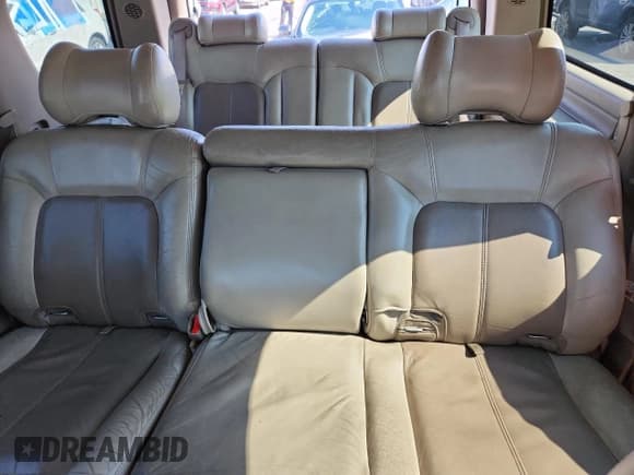 ✅ 2002 GMC Yukon Denali • VIN: 1GKEK63UX2J278097 • Lot: 71260645. Listed on Copart with 244,819 mi. Free auction sales archive from the USA and detailed vehicle history report at DreamBid. Image 10.