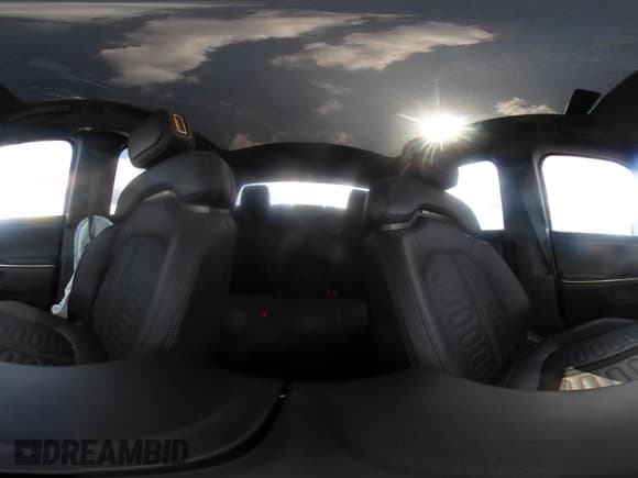 ✅ 2023 Rivian R1T Adventure • VIN: 7FCTGAAA4PN019227 • Лот: 42147368. Опубликован ранее на IAAI с пробегом 247 миль. Бесплатный доступ к архиву аукционных продаж из США и подробный отчёт об истории автомобиля на DreamBid. Изображение 24.