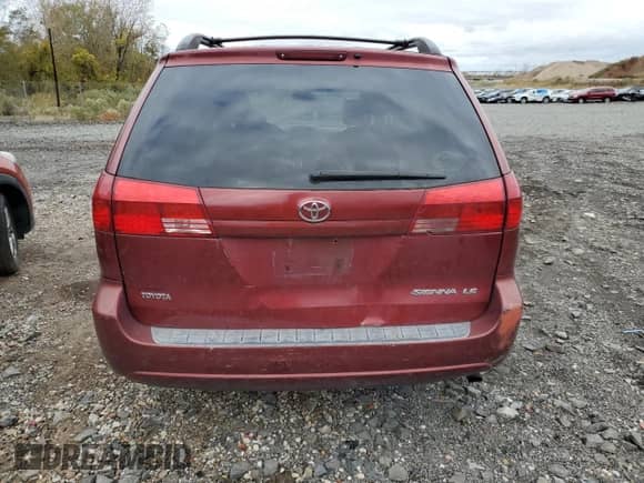 2005 Toyota Sienna LE z VIN 5TDZA23C55S242504, wystawiony jako Copart lot #89652155 z przebiegiem 260 207 mil mil oraz Szkoda całkowita • Salvage title. Historia ofert i sprzedaży dostępna na DreamBid. Obrazek 6.