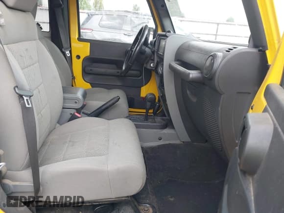 ✅ 2008 Jeep Wrangler Rubicon • VIN: 1J8GA64138L555223 • Лот: 42560553. Опубликован ранее на IAAI с пробегом 105 049 миль. Бесплатный доступ к архиву аукционных продаж из США и подробный отчёт об истории автомобиля на DreamBid. Изображение 5.