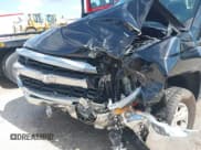 ✅ 2019 Chevrolet Silverado 1500 LT • VIN: 2GCRCPEC6K1208188 • Lot: 42327635. Wystawiony na IAAI z przebiegiem Nie podano. Bezpłatny archiwum sprzedaży aukcyjnych z USA i szczegółowy raport historii pojazdu na DreamBid. Zdjęcie 6.