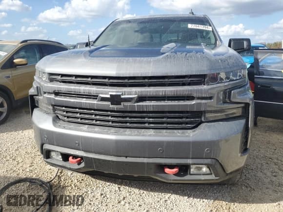 ✅ 2021 Chevrolet Silverado 1500 RST • VIN: 3GCUYEET1MG231839 • Lot: 77041394. Wystawiony na Copart z przebiegiem 71 142 mil. Bezpłatny archiwum sprzedaży aukcyjnych z USA i szczegółowy raport historii pojazdu na DreamBid. Zdjęcie 5.
