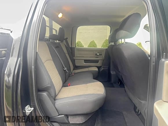 ✅ 2012 Ram 2500 SLT • VIN: 3C6UD5DL4CG172014 • Lot: 95305445. Listed on Copart with 17,956 mi. Free auction sales archive from the USA and detailed vehicle history report at DreamBid. Image 6.