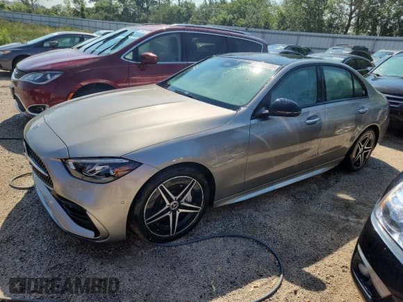 ✅ 2024 Mercedes-Benz C 300 • VIN: W1KAF4HB0RR185990 • Lot: 68674795. Wystawiony na Copart z przebiegiem Nie podano. Bezpłatny archiwum sprzedaży aukcyjnych z USA i szczegółowy raport historii pojazdu na DreamBid. Zdjęcie 1.