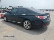 ✅ 2015 Hyundai Sonata • VIN: KMHEC4A44FA129184 • Лот: 57304505. Опубликован ранее на Copart с пробегом 150 397 миль. Бесплатный доступ к архиву аукционных продаж из США и подробный отчёт об истории автомобиля на DreamBid. Изображение 2.