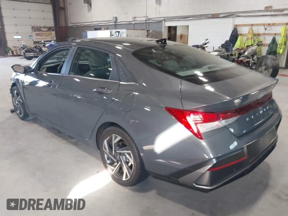 ✅ 2024 Hyundai Elantra SEL • VIN: KMHLS4DG1RU748117 • Лот: 43361344. Опубликован ранее на IAAI с пробегом 17 833 миль. Бесплатный доступ к архиву аукционных продаж из США и подробный отчёт об истории автомобиля на DreamBid. Изображение 3.