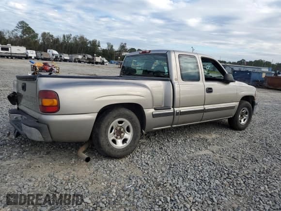 ✅ 2001 Chevrolet Silverado 1500 • VIN: 2GCEC19V011105144 • Лот: 80455074. Опубликован ранее на Copart с пробегом 171 221 миль. Бесплатный доступ к архиву аукционных продаж из США и подробный отчёт об истории автомобиля на DreamBid. Изображение 3.
