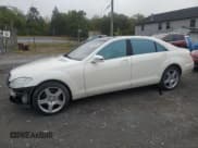 ✅ 2013 Mercedes-Benz S 550 • VIN: WDDNG9EB8DA514328 • Lot: 80325805. Wystawiony na Copart z przebiegiem 75 032 mil. Bezpłatny archiwum sprzedaży aukcyjnych z USA i szczegółowy raport historii pojazdu na DreamBid. Zdjęcie 1.