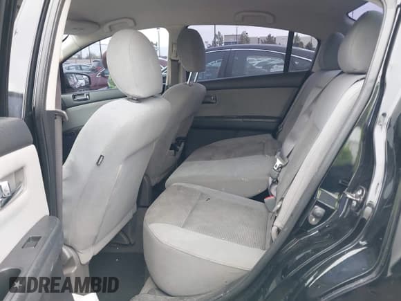 ✅ 2012 Nissan Sentra SR • VIN: 3N1AB6AP9CL762217 • Лот: 42207671. Опубликован ранее на IAAI с пробегом 105 641 миль. Бесплатный доступ к архиву аукционных продаж из США и подробный отчёт об истории автомобиля на DreamBid. Изображение 8.