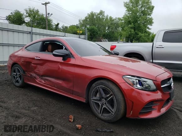 ✅ 2020 Mercedes-Benz C 300 • VIN: W1KWJ8EB4LF983921 • Лот: 60436625. Опубликован ранее на Copart с пробегом 33 650 миль. Бесплатный доступ к архиву аукционных продаж из США и подробный отчёт об истории автомобиля на DreamBid. Изображение 4.