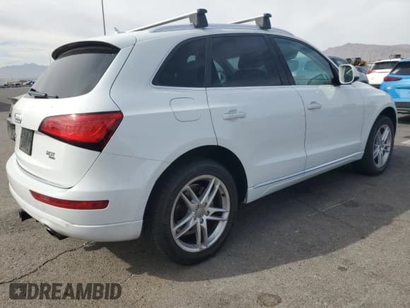 ✅ 2015 Audi Q5 Premium Plus • VIN: WA1LFAFP4FA025020 • Lot: 92232455. Wystawiony na Copart z przebiegiem 136 796 mil. Bezpłatny archiwum sprzedaży aukcyjnych z USA i szczegółowy raport historii pojazdu na DreamBid. Zdjęcie 3.