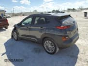 ✅ 2021 Hyundai Kona SEL • VIN: KM8K22AA1MU689188 • Лот: 40464364. Опубликован ранее на Copart с пробегом 15 161 миль. Бесплатный доступ к архиву аукционных продаж из США и подробный отчёт об истории автомобиля на DreamBid. Изображение 2.