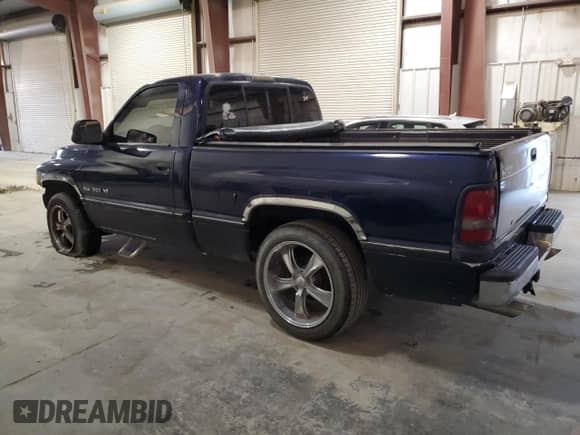 1995 Dodge 1500 z VIN 1B7HC16Y6SS233532, wystawiony jako Copart lot #80938484 z przebiegiem 87 885 mil mil oraz Szkoda całkowita • Salvage title. Historia ofert i sprzedaży dostępna na DreamBid. Obrazek 2.