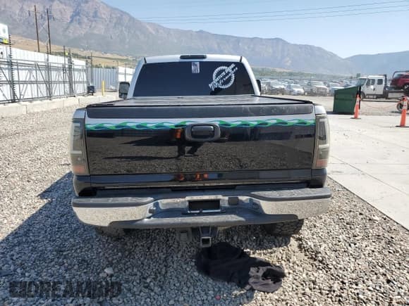 ✅ 2006 Chevrolet Silverado 2500HD LT3 • VIN: 1GCHK23D86F254469 • Лот: 70549495. Опубликован ранее на Copart с пробегом Не указан. Бесплатный доступ к архиву аукционных продаж из США и подробный отчёт об истории автомобиля на DreamBid. Изображение 6.