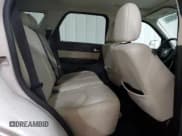 ✅ 2009 Mercury Mariner Premier • VIN: 4M2CU97G39KJ00498 • Lot: 60049555. Wystawiony na Copart z przebiegiem 97 212 mil. Bezpłatny archiwum sprzedaży aukcyjnych z USA i szczegółowy raport historii pojazdu na DreamBid. Zdjęcie 11.