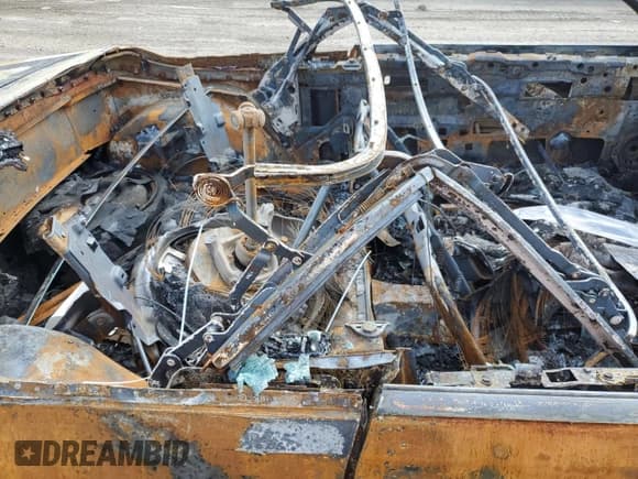 ✅ 1993 Chrysler LeBaron • VIN: 1C3XU4536PF614625 • Lot: 65858944. Wystawiony na Copart z przebiegiem Nie podano. Bezpłatny archiwum sprzedaży aukcyjnych z USA i szczegółowy raport historii pojazdu na DreamBid. Zdjęcie 10.