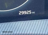 ✅ 2023 Kia EV6 GT • VIN: KNDC5DLEXP5110872 • Lot: 43085637. Wystawiony na IAAI z przebiegiem 29 925 mil. Bezpłatny archiwum sprzedaży aukcyjnych z USA i szczegółowy raport historii pojazdu na DreamBid. Zdjęcie 16.