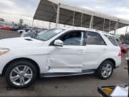 ✅ 2015 Mercedes-Benz M 350 • VIN: 4JGDA5HB6FA582881 • Lot: 43487035. Wystawiony na IAAI z przebiegiem 115 923 mil. Bezpłatny archiwum sprzedaży aukcyjnych z USA i szczegółowy raport historii pojazdu na DreamBid. Zdjęcie 15.