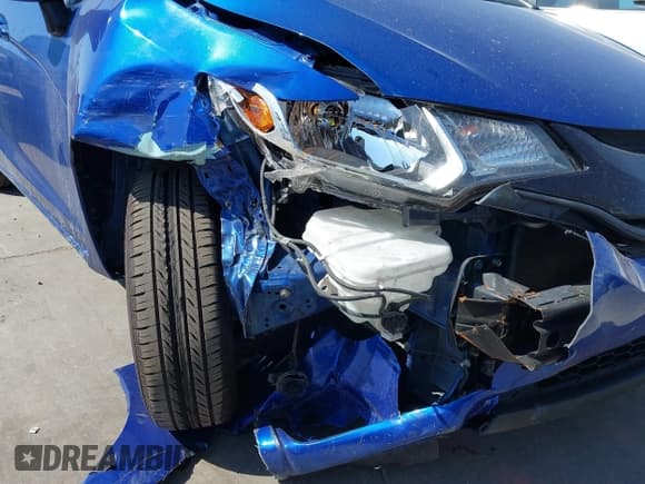 ✅ 2016 Honda Fit LX • VIN: JHMGK5H57GS003044 • Лот: 42454501. Опубликован ранее на IAAI с пробегом 132 272 миль. Бесплатный доступ к архиву аукционных продаж из США и подробный отчёт об истории автомобиля на DreamBid. Изображение 6.