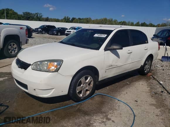 2007 Chevrolet Malibu LS z VIN 1G1ZS58N57F171468, wystawiony jako Copart lot #71400474 z przebiegiem Nie podano mil oraz Szkoda całkowita • Salvage title. Historia ofert i sprzedaży dostępna na DreamBid. Obrazek 1.