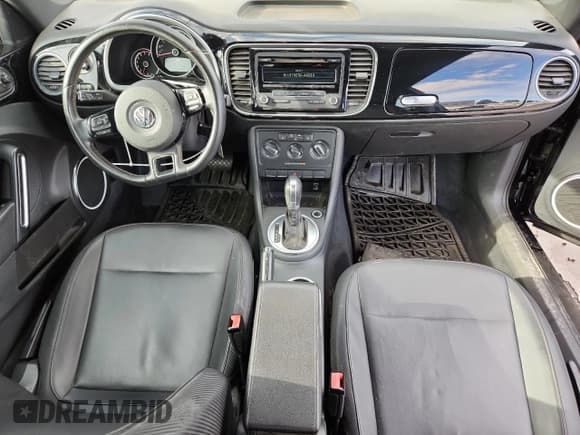 ✅ 2014 Volkswagen Beetle 1.8T • VIN: 3VWJ07AT8EM660665 • Lot: 80188155. Listed on Copart with 163,144 mi. Free auction sales archive from the USA and detailed vehicle history report at DreamBid. Image 8.