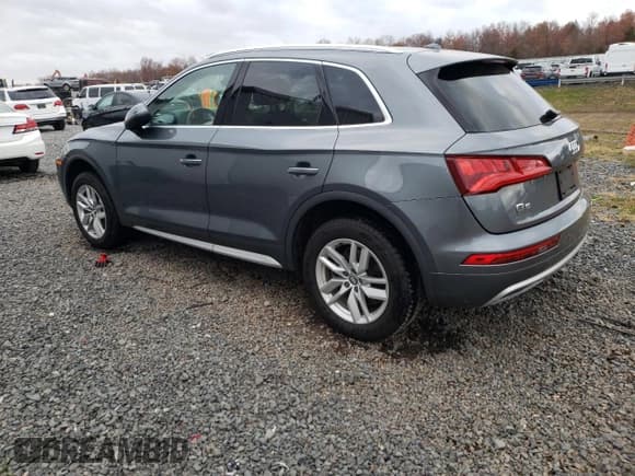 ✅ 2020 Audi Q5 Premium • VIN: WA1ANAFY1L2078444 • Lot: 92466185. Wystawiony na Copart z przebiegiem 65 077 mil. Bezpłatny archiwum sprzedaży aukcyjnych z USA i szczegółowy raport historii pojazdu na DreamBid. Zdjęcie 2.