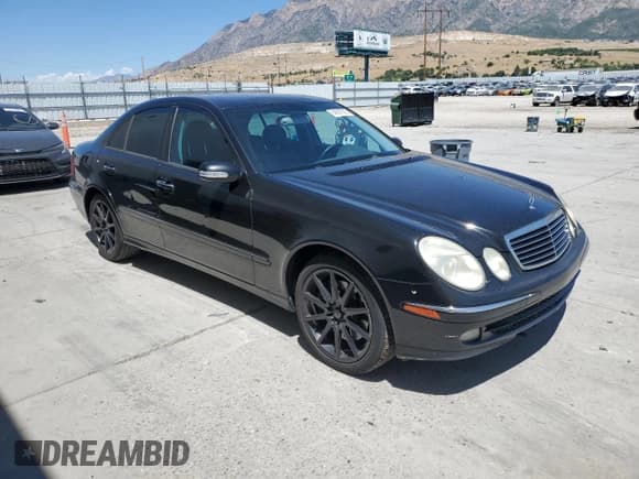 ✅ 2005 Mercedes-Benz E 500 • VIN: WDBUF83J65X177474 • Lot: 64567925. Listed on Copart with 2,156 mi. Free auction sales archive from the USA and detailed vehicle history report at DreamBid. Image 4.