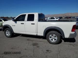 ✅ 2009 Dodge 1500 SLT • VIN: 1D3HV18P09S765004 • Лот: 79677894. Опубликован ранее на Copart с пробегом 146 090 миль. Бесплатный доступ к архиву аукционных продаж из США и подробный отчёт об истории автомобиля на DreamBid. Изображение 2.