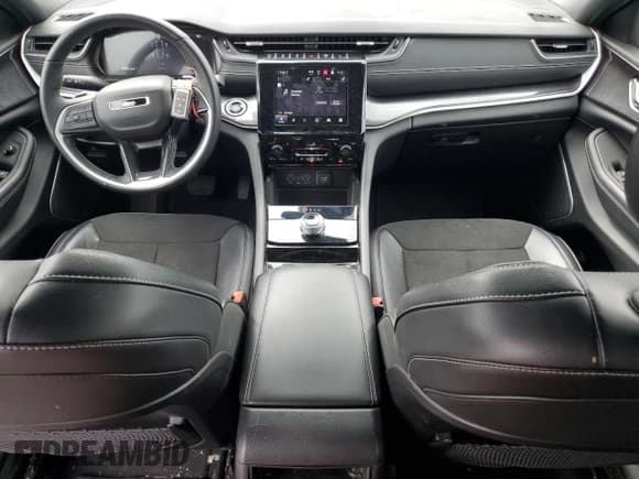 ✅ 2022 Jeep Grand Cherokee Altitude • VIN: 1C4RJHAG7N8610811 • Lot: 64459385. Listed on Copart with 12,521 mi. Free auction sales archive from the USA and detailed vehicle history report at DreamBid. Image 8.