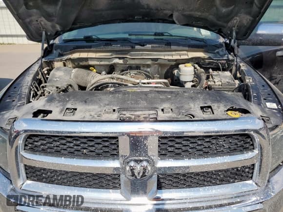 ✅ 2018 Ram 2500 Tradesman • VIN: 3C6UR5CJ3JG357220 • Лот: 81095755. Опубликован ранее на Copart с пробегом 171 031 миль. Бесплатный доступ к архиву аукционных продаж из США и подробный отчёт об истории автомобиля на DreamBid. Изображение 11.