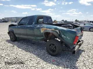 1995 Dodge Dakota z VIN 1B7GL23Y2SS377844, wystawiony jako Copart lot #53069825 z przebiegiem 168 777 mil mil oraz Szkoda całkowita • Salvage title. Historia ofert i sprzedaży dostępna na DreamBid. Obrazek 2.
