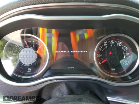 ✅ 2017 Dodge Challenger SXT • VIN: 2C3CDZAG7HH550874 • Lot: 60453744. Wystawiony na Copart z przebiegiem 78 777 mil. Bezpłatny archiwum sprzedaży aukcyjnych z USA i szczegółowy raport historii pojazdu na DreamBid. Zdjęcie 9.