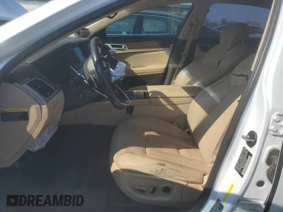 2015 Hyundai Genesis 3.8L z VIN KMHGN4JE0FU032851, wystawiony jako Copart lot #77387784 z przebiegiem Nie podano mil oraz Szkoda całkowita • Salvage title. Historia ofert i sprzedaży dostępna na DreamBid. Obrazek 7.