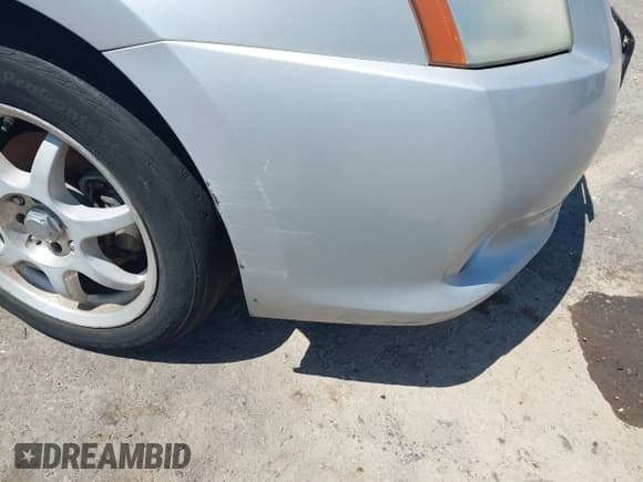 ✅ 2010 Nissan Sentra SR • VIN: 3N1AB6AP6AL693323 • Lot: 42781815. Wystawiony na IAAI z przebiegiem Nie podano. Bezpłatny archiwum sprzedaży aukcyjnych z USA i szczegółowy raport historii pojazdu na DreamBid. Zdjęcie 6.