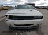 ✅ 2010 Dodge Challenger SE • VIN: 2B3CJ4DV1AH109718 • Lot: 81935284. Wystawiony na Copart z przebiegiem 132 476 mil. Bezpłatny archiwum sprzedaży aukcyjnych z USA i szczegółowy raport historii pojazdu na DreamBid. Zdjęcie 5.